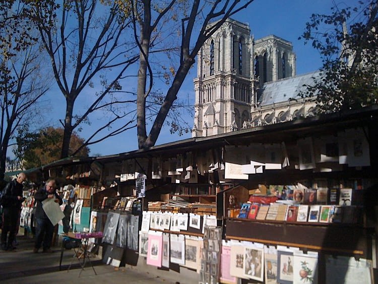 Booksellers Notre-Dame